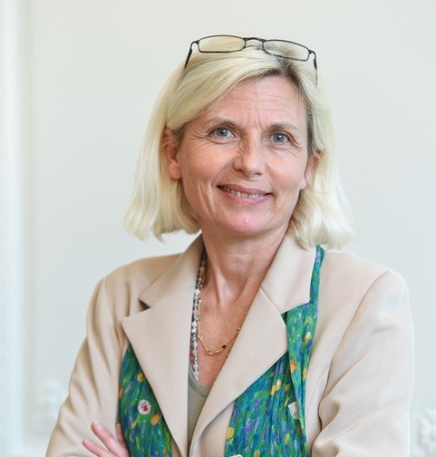 Cécile CARLIER